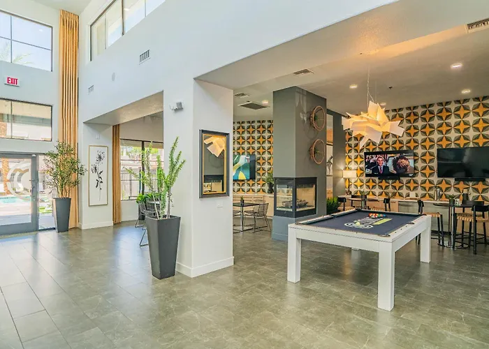 Apartment Walk To Westgate W Modern Pool Gym Parking Wd
